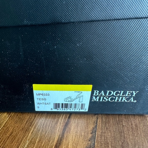 Badgley Mischka Tess Heel - Picture 3 of 7